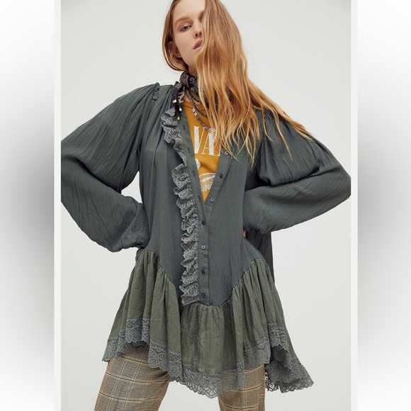 Free People Tops - Free People Pine Tunic with Lace Trim L